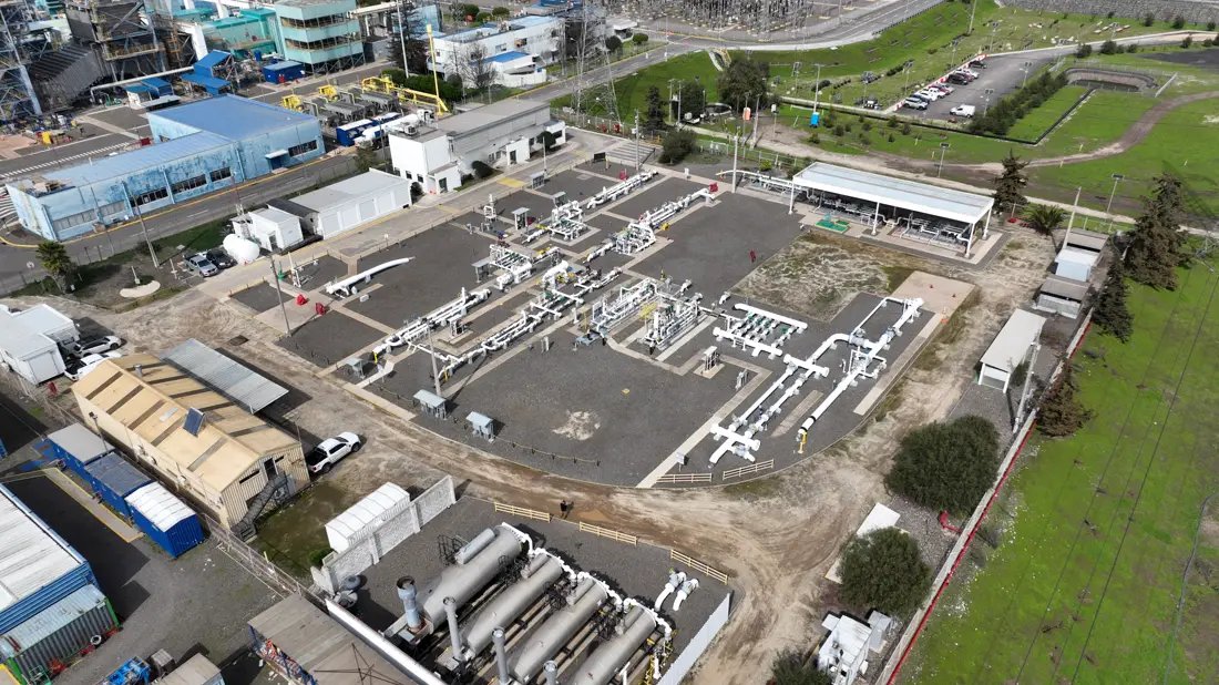 Vista aérea de una planta de Electrogas
